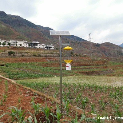 频振式太阳能杀虫灯TPSC3-1