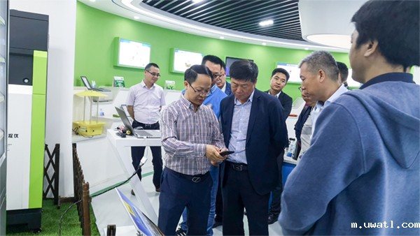 宁夏农业农村厅副厅长杨明红莅临点点电脑调研