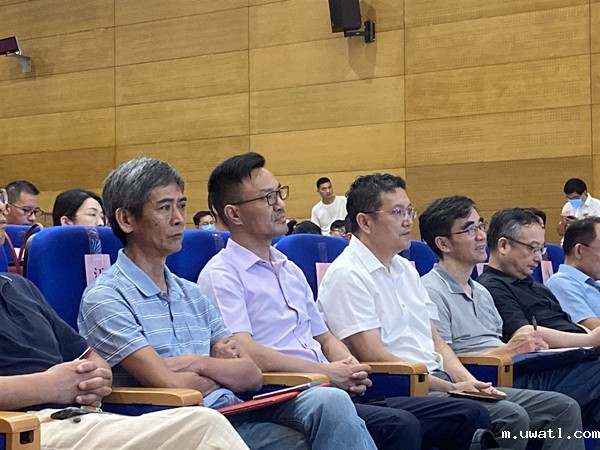 陈渝阳董事长参加启动仪式